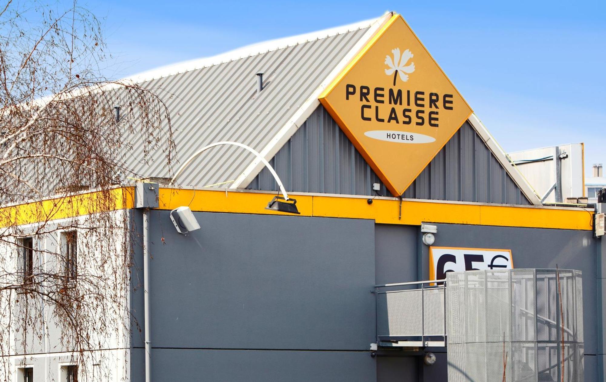Premiere Classe Montreuil Montreuil (Seine-Saint-Denis) Exterior foto Premier Classe Hotel in Paris